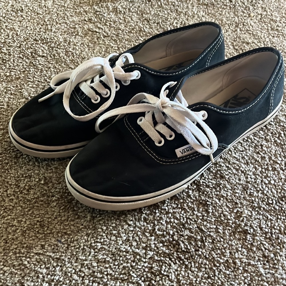 Black vans